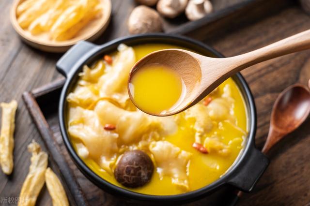 牛尾骨炖花胶 2026年牛尾骨炖花胶怎么做