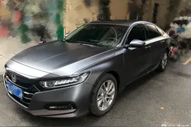 贴膜一时爽，撕膜会累惨图片