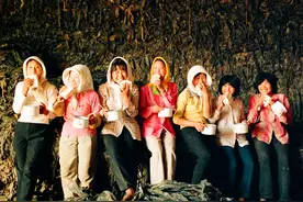 夜读｜老照片中的威海记忆：海带姑娘图片