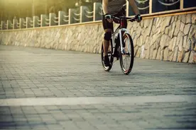 骑行怎么才能做到对膝盖损伤更小，你有没有更好的建议，请指正！图片