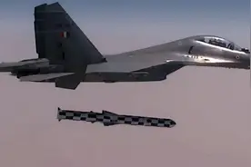 印媒称苏-30+布拉莫斯导弹是致命组合，我们该如何应对？图片