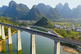 铁路这十年丨大道如虹书写八桂大地壮美华章图片