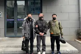 辽宁营口：通过游戏加好友，又骗感情又骗钱！警方成功侦破一起诈骗案件图片