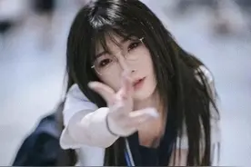 赤身拍照、掀裙子、真空事件，漫展乱象为何频发不断？图片