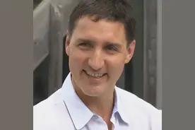 加拿大总理特鲁多新发型冲上热搜！特鲁多50年发型变化图片