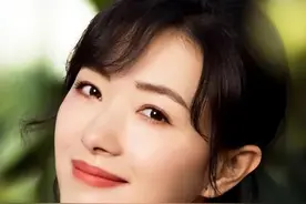 “人淡如菊”的万茜，人设崩塌后原形毕露图片