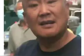 光头路霸后续:“马路我买下了”强收100块钱摊位费，谁给的权利？图片