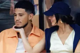 NBA名媛詹娜又有新欢，事业约会两不误，布克却难逃卡戴珊魔咒图片