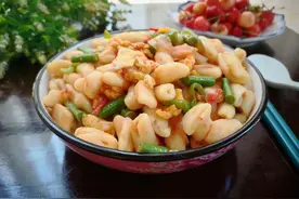 夏天，就爱这样吃土豆，爽滑又劲道，低脂还饱腹，饭和菜都有了图片