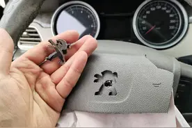 比亚迪宋Plus DMI选车购车经过图片