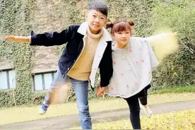 四川邻水一对“袖珍夫妻”，以孩童般的身高干出了不逊常人的事业图片