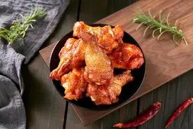 每天1个鸡腿，身体会有啥变化？图片