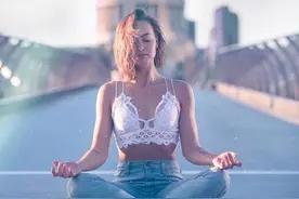 每天 5 分钟面部瑜伽，胜过无数保养品图片