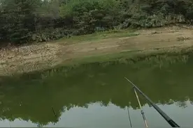 有次野钓中，偶然发现了1个钓鲫鱼神奇窝料 ，而且制作非常简单图片