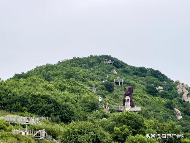 这大概是保定景区里最具挑战的一座大山了吧，1300级天梯太带劲了