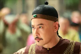 乾隆出刁钻上联，纪晓岚都对不出，后人百年后才在墓碑上找到下联图片