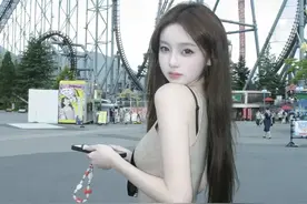 王思聪21岁新女友回国后首发声，隔空示爱显卑微！两人亲密照曝光图片