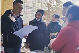 华西医院廖正银：返乡过年为乡亲免费查看CT报告图片