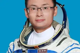 一个身体素质超强的学霸图片