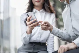 这才是正确卸载手机App的方法，彻底清理数据，释放大量空间图片