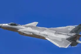 歼20在东海上空碾压F35了吗？美军高官感叹图片