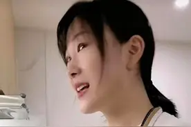 29岁江苏美女，在厨房拍视频，月入10万元，圈粉2000万，凭啥？图片