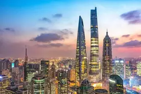 中国经济增量超10万亿美元，2023，中国经济将强势反弹！图片