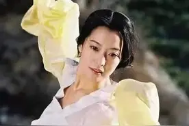 韩国第一美女金喜善，火遍亚洲后嫁入豪门却因孩子长相被质疑整容图片