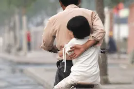 悄无声息的父亲节图片