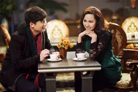 相亲女子带5个闺蜜点一桌子菜，结账时男子拒绝买单：有钱也不请图片