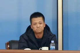 束昱辉怒了！曝丁勇引进魏震花了5000万，其中2500万被贪污图片