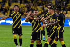 李铁陈戌源耽误事！马来西亚1比1逼平国足，12名归化球员助阵图片