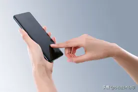 手机拨号界面上的隐藏功能，打开后电话能自动录音，太实用了图片