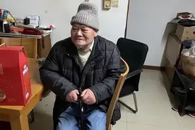 19年，水果摊主照顾上海老人，获300万房产，亲戚称：他是个骗子图片