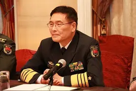 中国在日本脖子上套上了两条绳子，深得伟人精髓图片