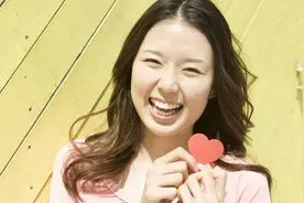 女老师嫁给学生收获幸福，从引路人到崇拜者，好的婚姻是彼此成全图片