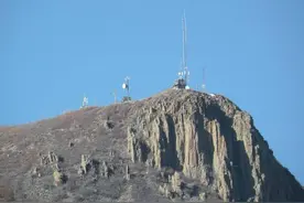 小镇居民怀疑附近有外星人基地，记者进山探秘，拍到巨大热羽流图片