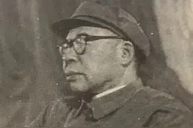 46岁的陈伯达娶了26岁的刘淑宴，三婚妻子带着个小女孩嫁到陈家图片