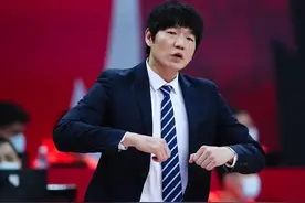 正式确定！邱彪担任新疆男篮主教练，两大后卫受益法尔被重新激活图片