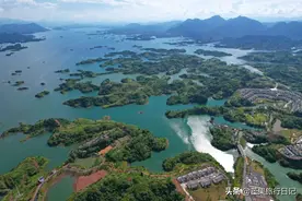浙江与安徽交界有座县，距离杭州仅2小时，面积相当于4个香港图片
