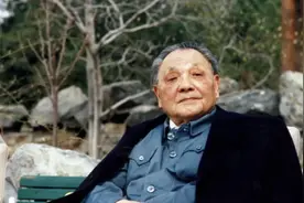 74年联大会议，苏联外长嘲讽邓公身高，邓公机智回怼令其狼狈离开图片