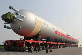 中国这款镇国重器，解决了世界难题，重达2400吨，拒绝出口外国图片