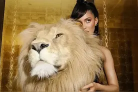 金小妹和甜茶被曝约会？网友崩溃：欧美圈恋爱尽头是卡戴珊家图片