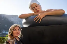 Carole Feuerman | 以假乱真的人体雕塑图片