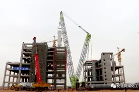 投资54亿元，甘肃煤化工项目气化炉就位图片