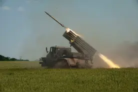 最大火力战开始了，400门俄军重炮运抵前线：美军已预感到了什么图片