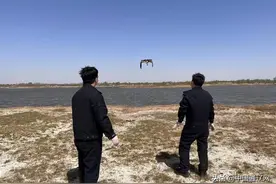 警民携手救助 受伤大雁回归蓝天图片