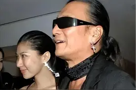 相差49岁的爷孙恋：谢贤养了12年的coco，分手5年后如今怎样了？图片