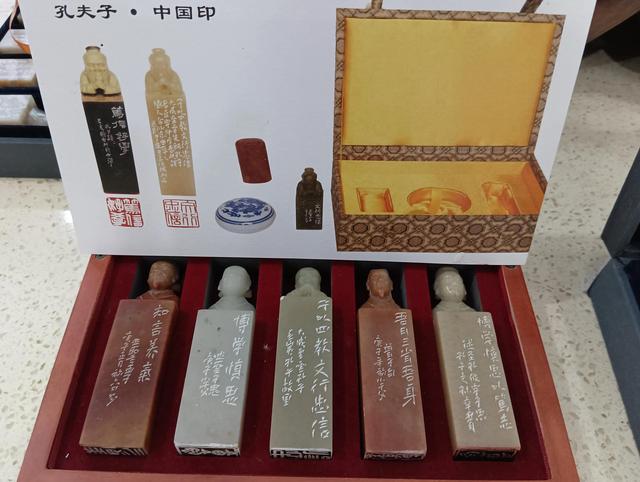 庄 则：“方寸”金戈铁马 “举刀”几度秋凉