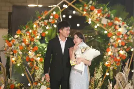 恋综再翻车！前任出面曝男嘉宾上节目时未分手，晒多条记录为证图片